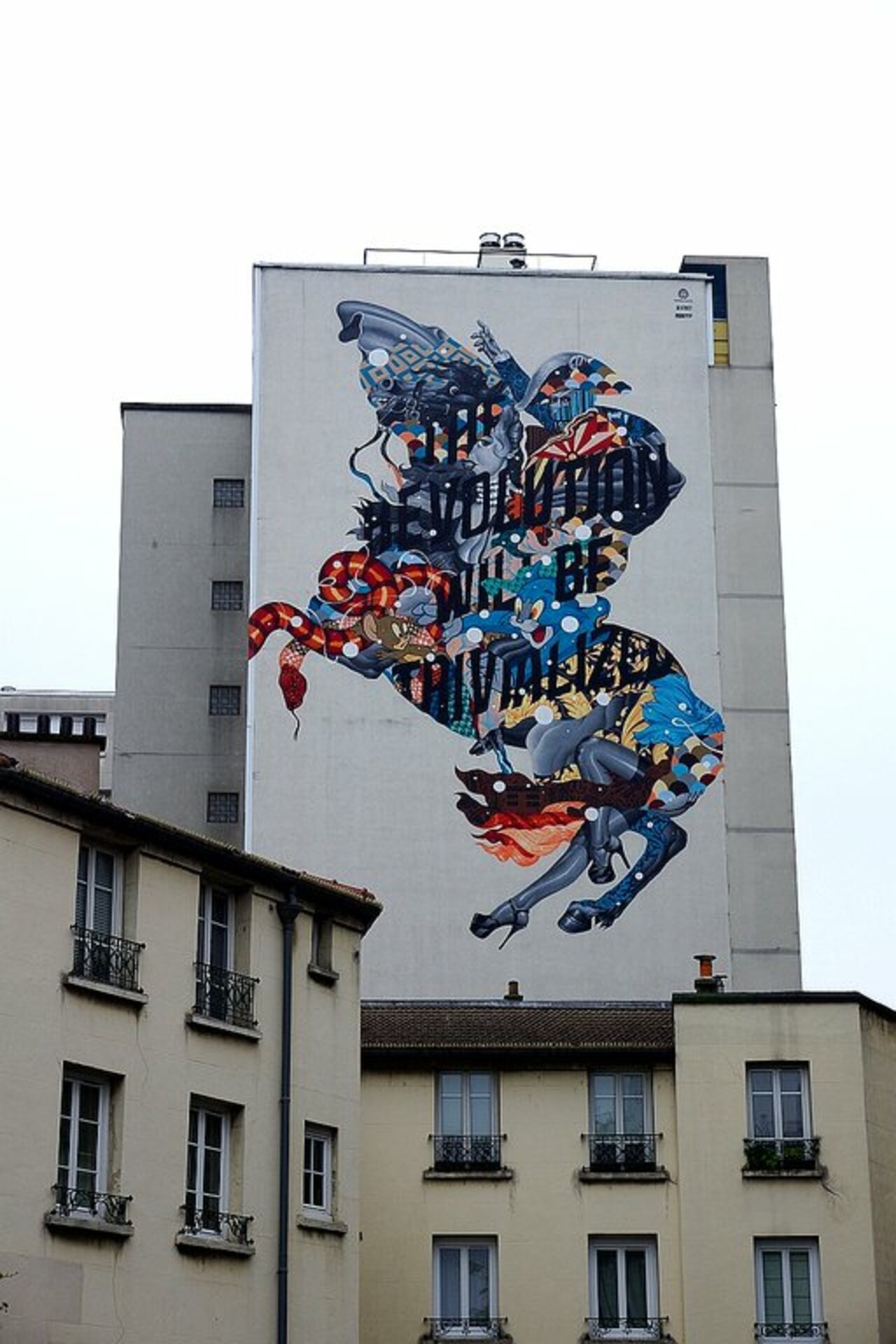 Street Art by anonymous in #Paris http://www.urbacolors.com #art #mural #graffiti #streetart https://t.co/MSAMqMfV56