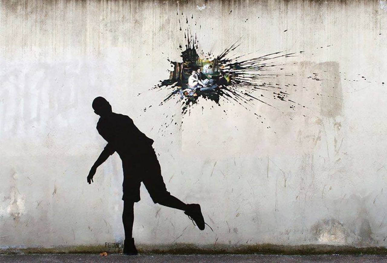 RT @DanielGennaoui: Vandal-ism' - epic #art by Pejac in #Paris. Find more awesome #streetart here: http://buff.ly/1vclVo4 #graffiti http://t.co/y8QIIJcixt