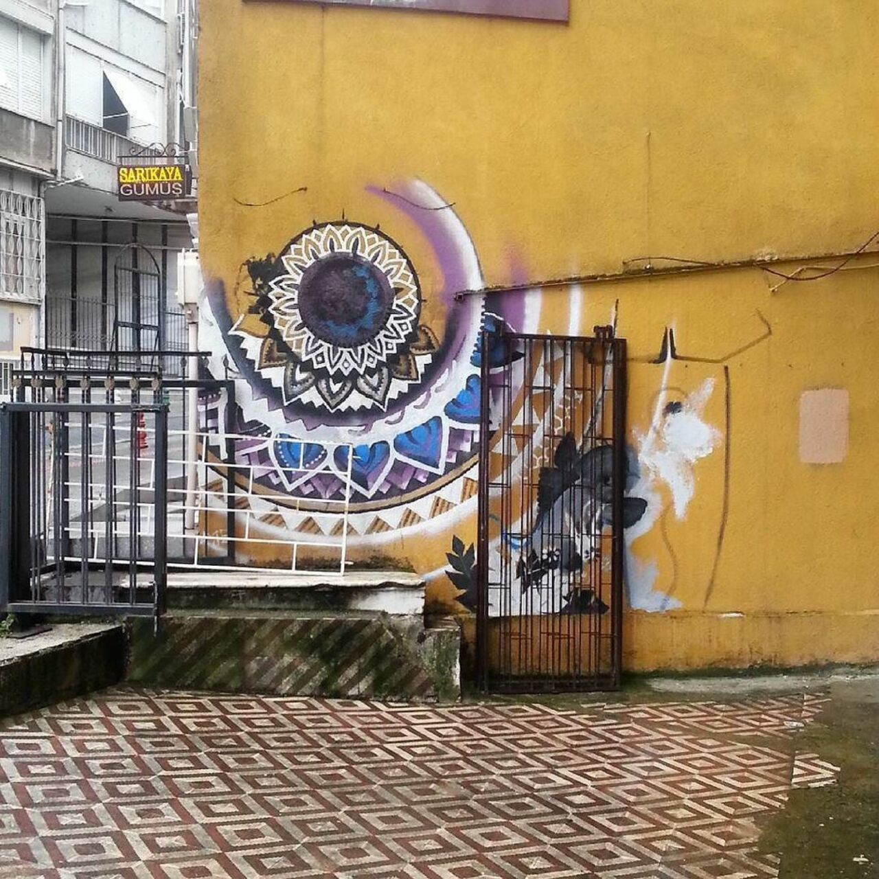 #streetartkadikoy #streetart #graffiti #publicart #urbanart #sokaksanatı #streetartistanbul #istanbulstreetart #gra… https://t.co/apwH2QXJsh