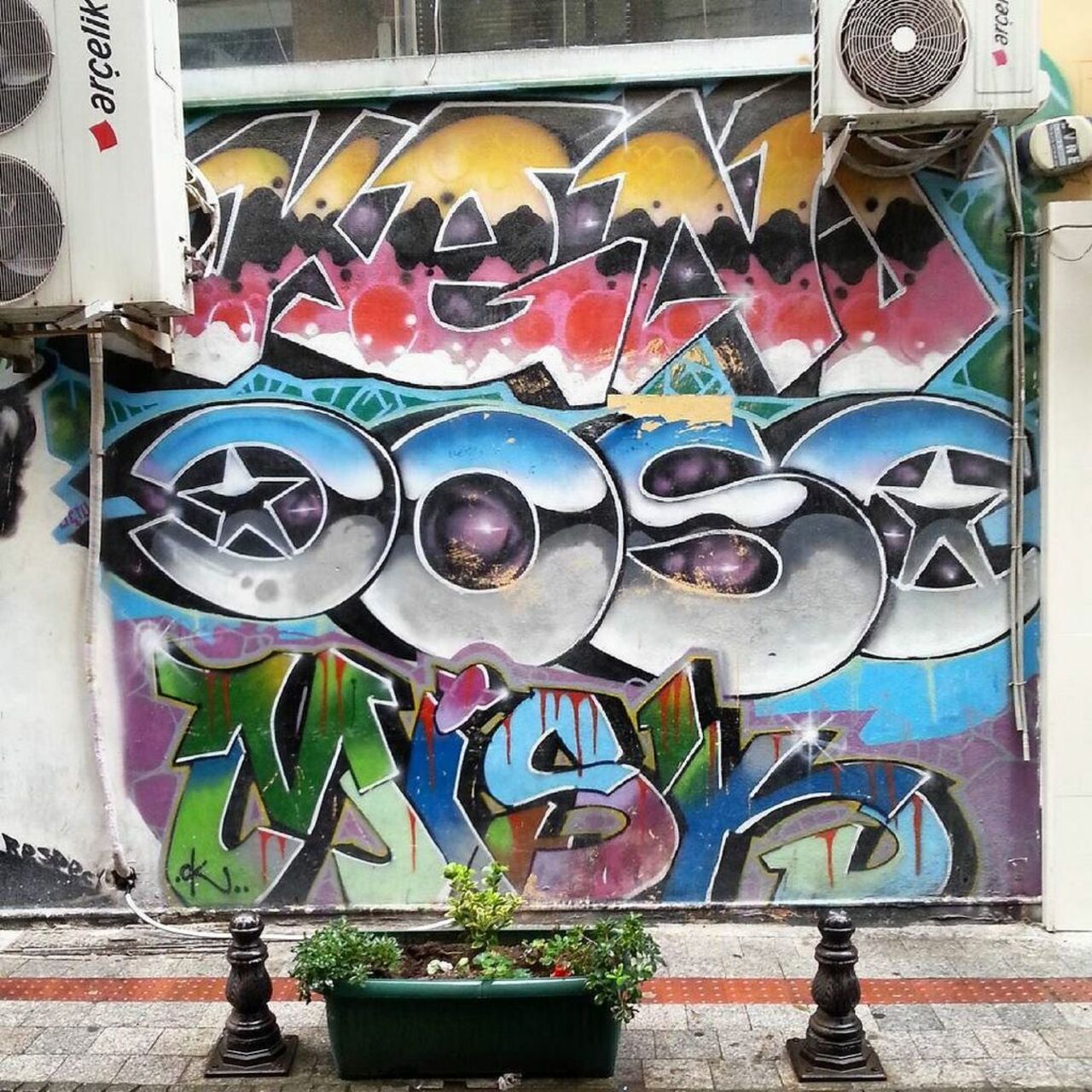 #streetartkadikoy #streetart #graffiti #publicart #urbanart #sokaksanatı #streetartistanbul #istanbulstreetart #gra… https://t.co/s4cY0wdkdv