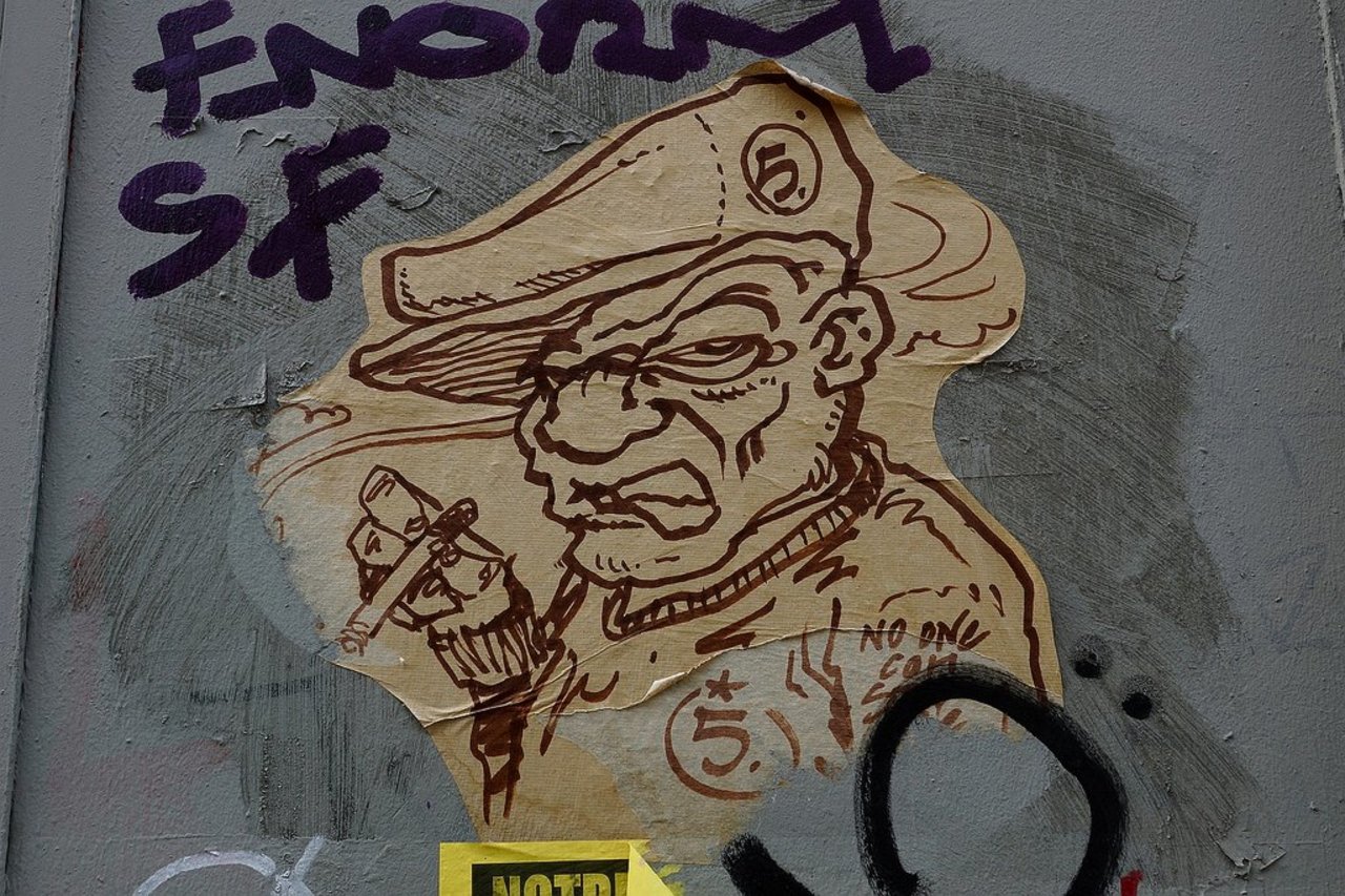 Street Art by anonymous in #Paris http://www.urbacolors.com #art #mural #graffiti #streetart https://t.co/gXtw2ATZ9f