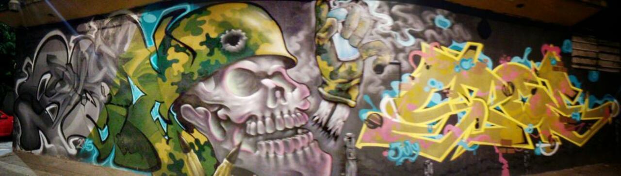 Soldier of #graffiti. #MexicoCity #streetart https://t.co/IqRIdk3LIp