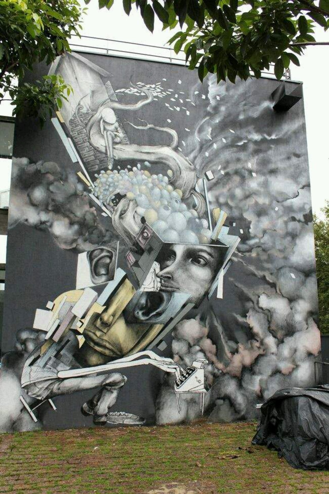 RT gamze_ng: #streetart #graffiti  https://t.co/UghF9UlWf8 https://goo.gl/t4fpx2