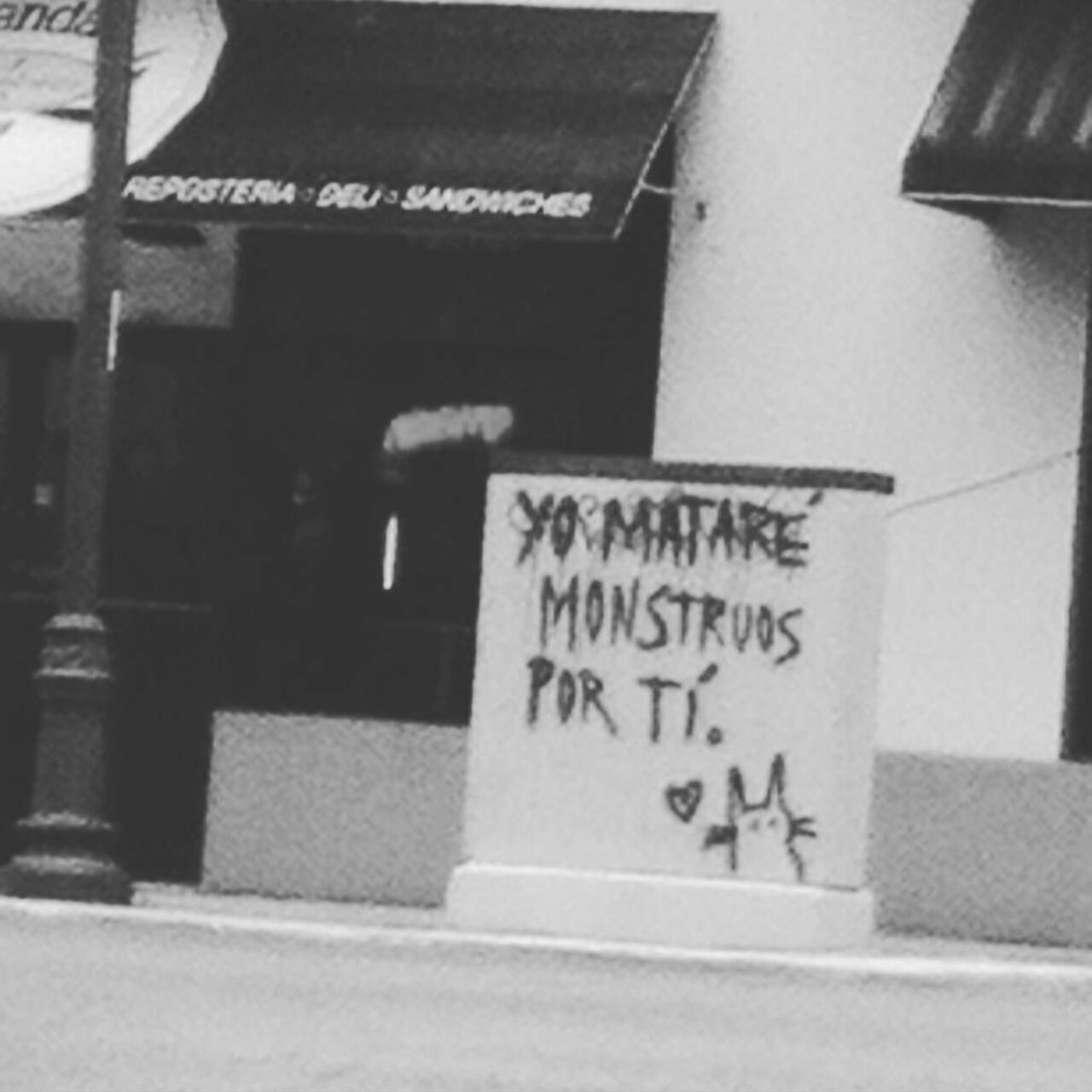 "Yo mataré monstruos por tí" 
#accionpoeticapr #santurce #graffiti #streetart #streetartpr by dian2a https://t.co/y1QPmu5ig3