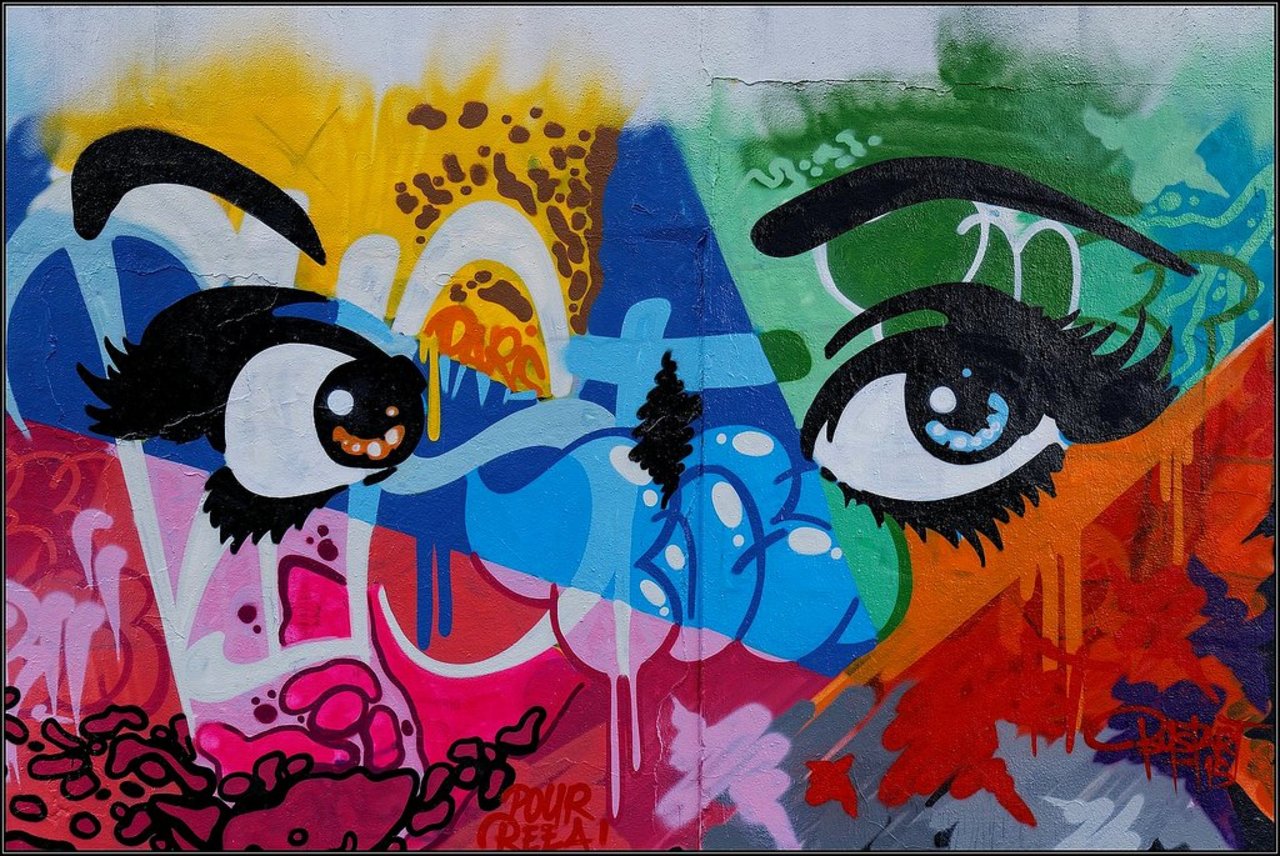 Street Art by anonymous in # http://www.urbacolors.com #art #mural #graffiti #streetart https://t.co/elJTU4e3pU
