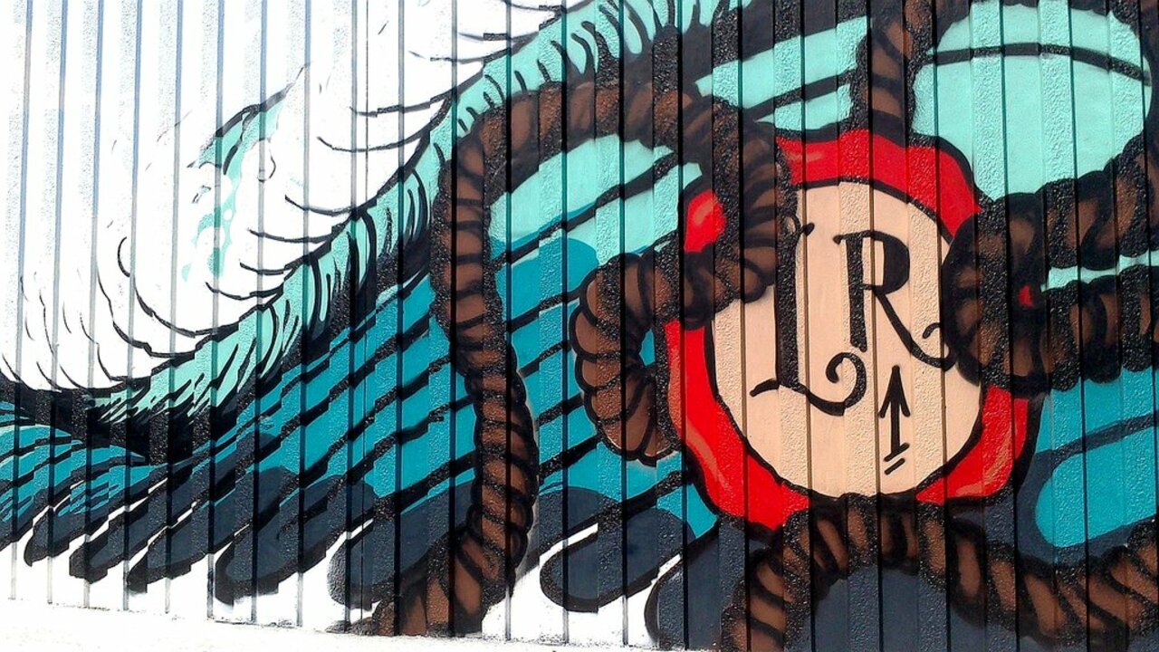 Street Art by anonymous in #La Rochelle http://www.urbacolors.com #art #mural #graffiti #streetart https://t.co/VbB67z6oXC