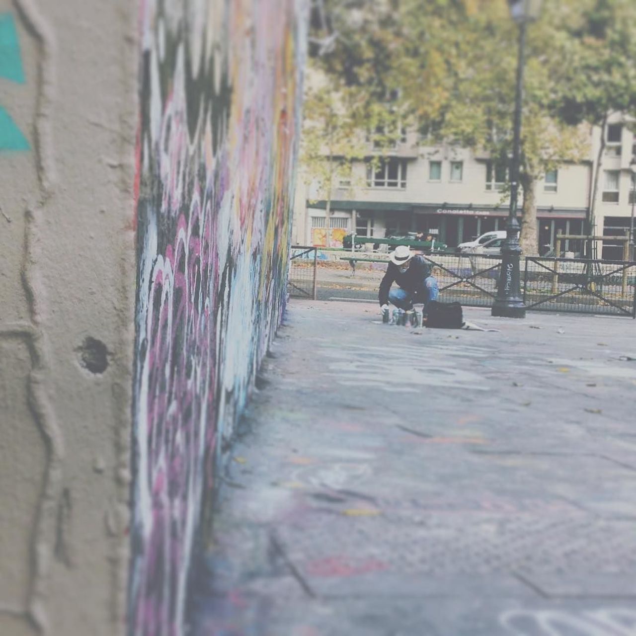 #Paris #graffiti photo by @natalywildheart http://ift.tt/1i8suEH #StreetArt https://t.co/TZukUD6fI5