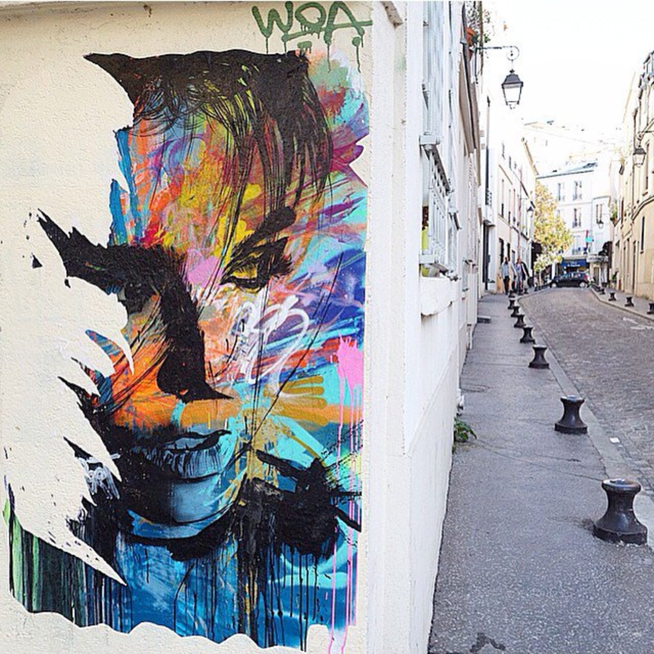 #Paris #graffiti photo by @simonhs http://ift.tt/1i8QjMA #StreetArt https://t.co/ZOz2cLAtum