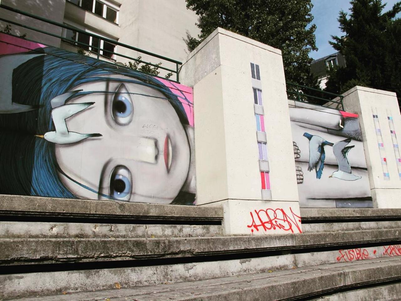 #Paris #graffiti photo by @streetrorart http://ift.tt/1NvTnNY #StreetArt https://t.co/QnOsASOABL