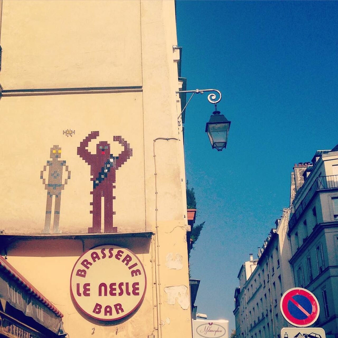 circumjacent_fr: #Paris #graffiti photo by ore25fr http://ift.tt/1WdISq2 #StreetArt https://t.co/qDJ600nVcw