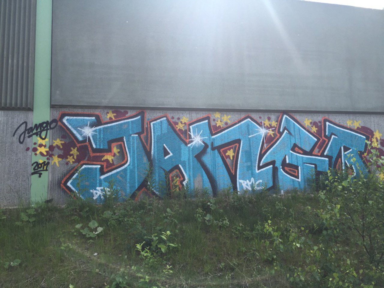 ...in Niedernhausen// Jango //#streetart #graffiti https://t.co/f59dG943Ht