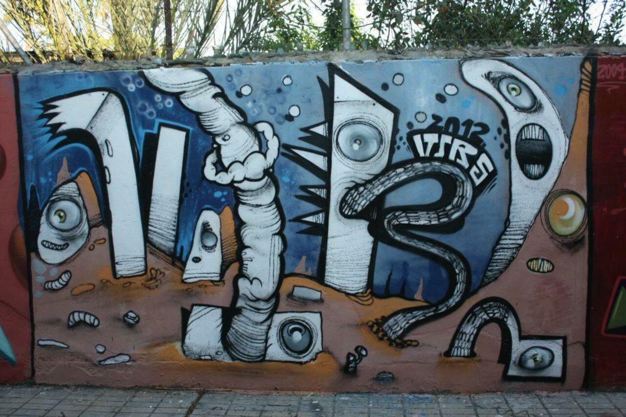 RT @fullyfuller: thanks for the retweets @PaxNostrum here's some #graffiti by Virusvirujo #streetart https://t.co/wXumHCchQa