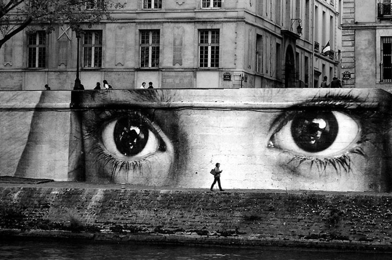 The French artist Levalet from #Paris 
#StreetArt #Art #UrbanArt #Mural https://t.co/Yr8W73EQab