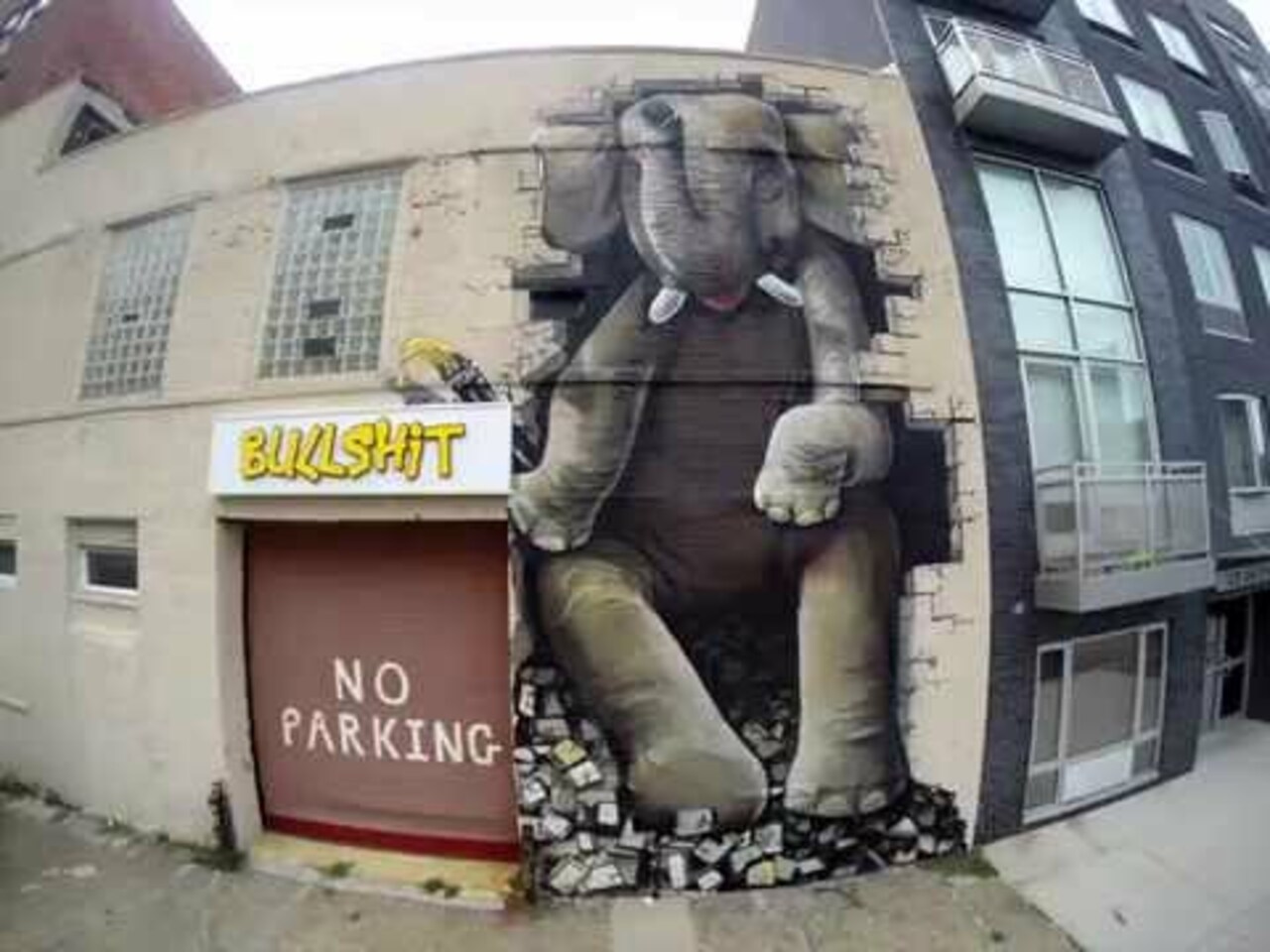 Dian is a street artist from European ... http://twib.in/l/roqR7EgqgjM #streetart #graffiti | https://twibble.io https://t.co/5Xiryez1rC