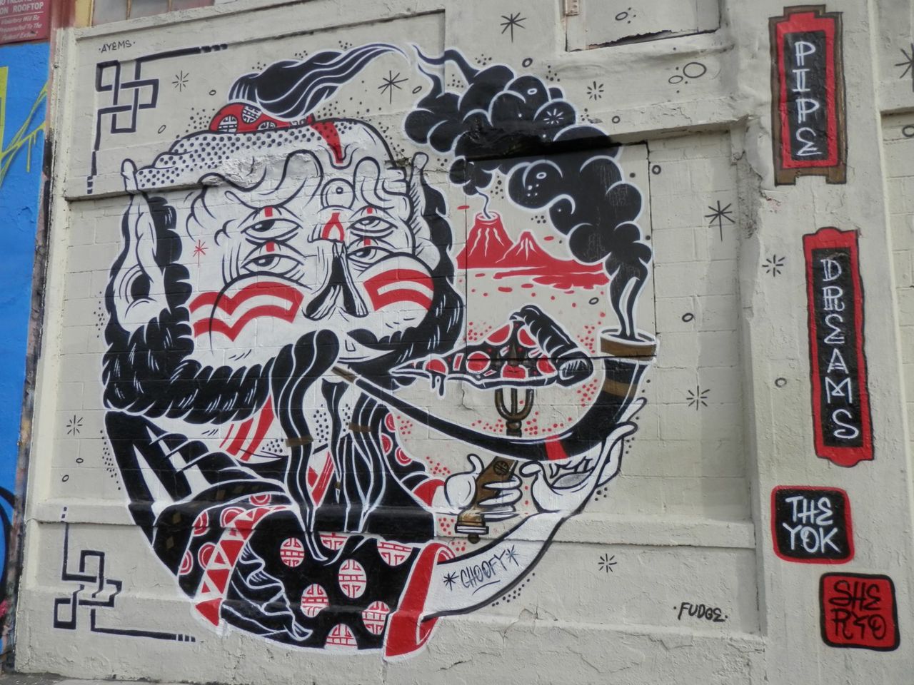 #Streetart #graffiti Pipe Dreams by The Yok & She Ryo at #5pointz in Queens, NY. https://t.co/FEJcOcu1cu