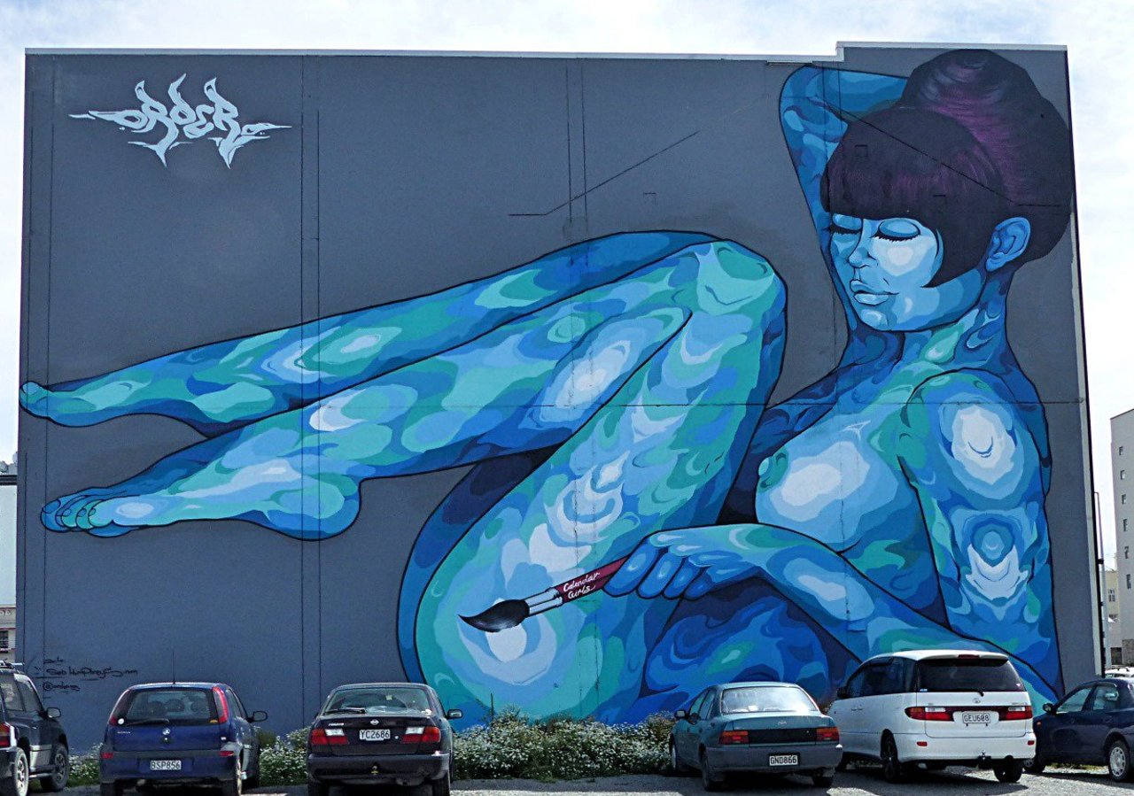 #Streetart #urbanart #graffiti #mural Christchurch, New Zealand (Calendar Girls - fitting for a strip club) https://t.co/AUztUxzibi