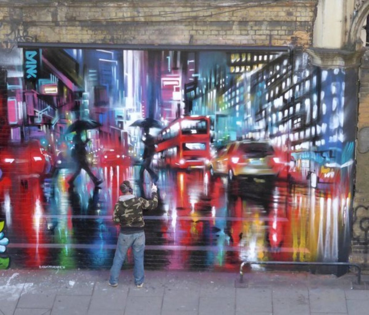 Finished Street Art wall by @DanKitchener  Great Eastern St. London #art #mural #graffiti #streetart https://t.co/d8jkGCZsWd
