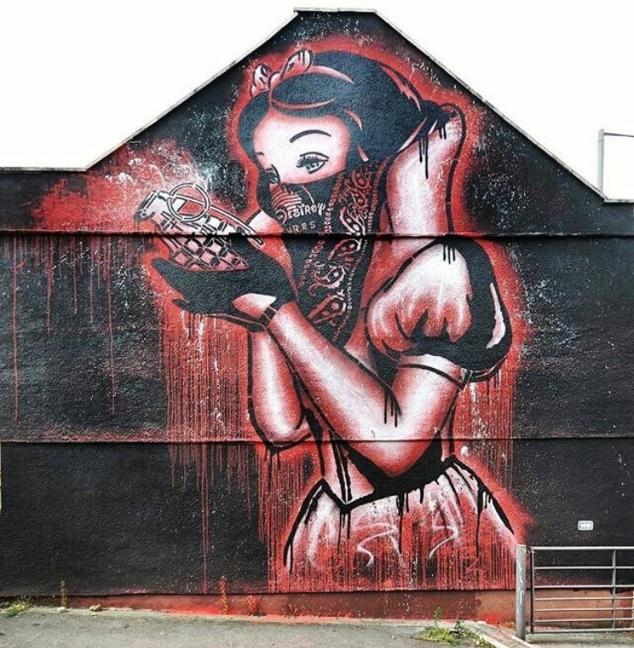 RT GoogleStreetArt: New Street Art by Goin goinart for Bristol Upfest Upfest #art #graffiti #mural #streetart https://t.co/5ATiqXkleh
