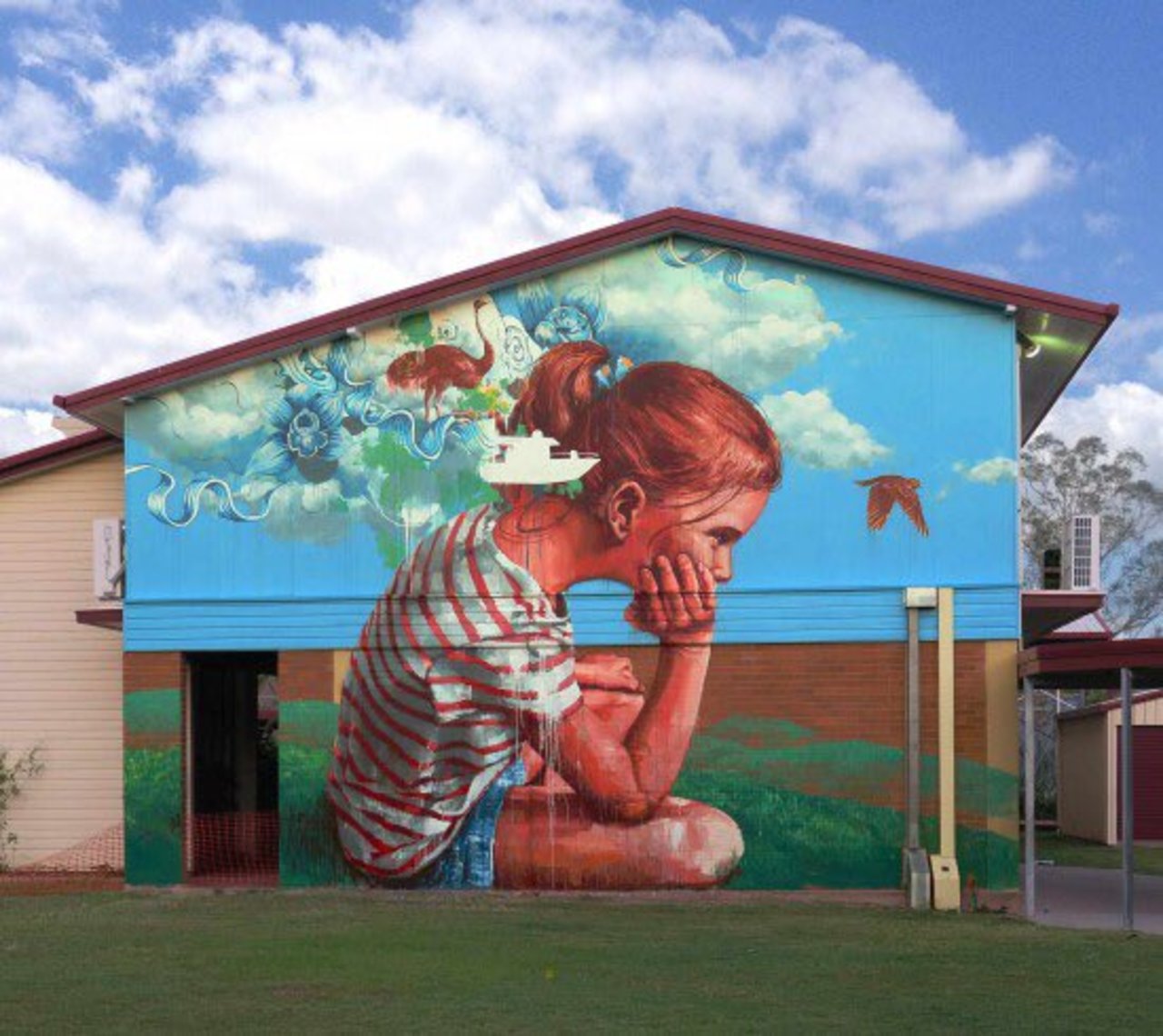 Mural by Fintan Magee #Rockhampton #australia # mural #art #graffiti #streetart #urbanart https://t.co/K752hOm5W8