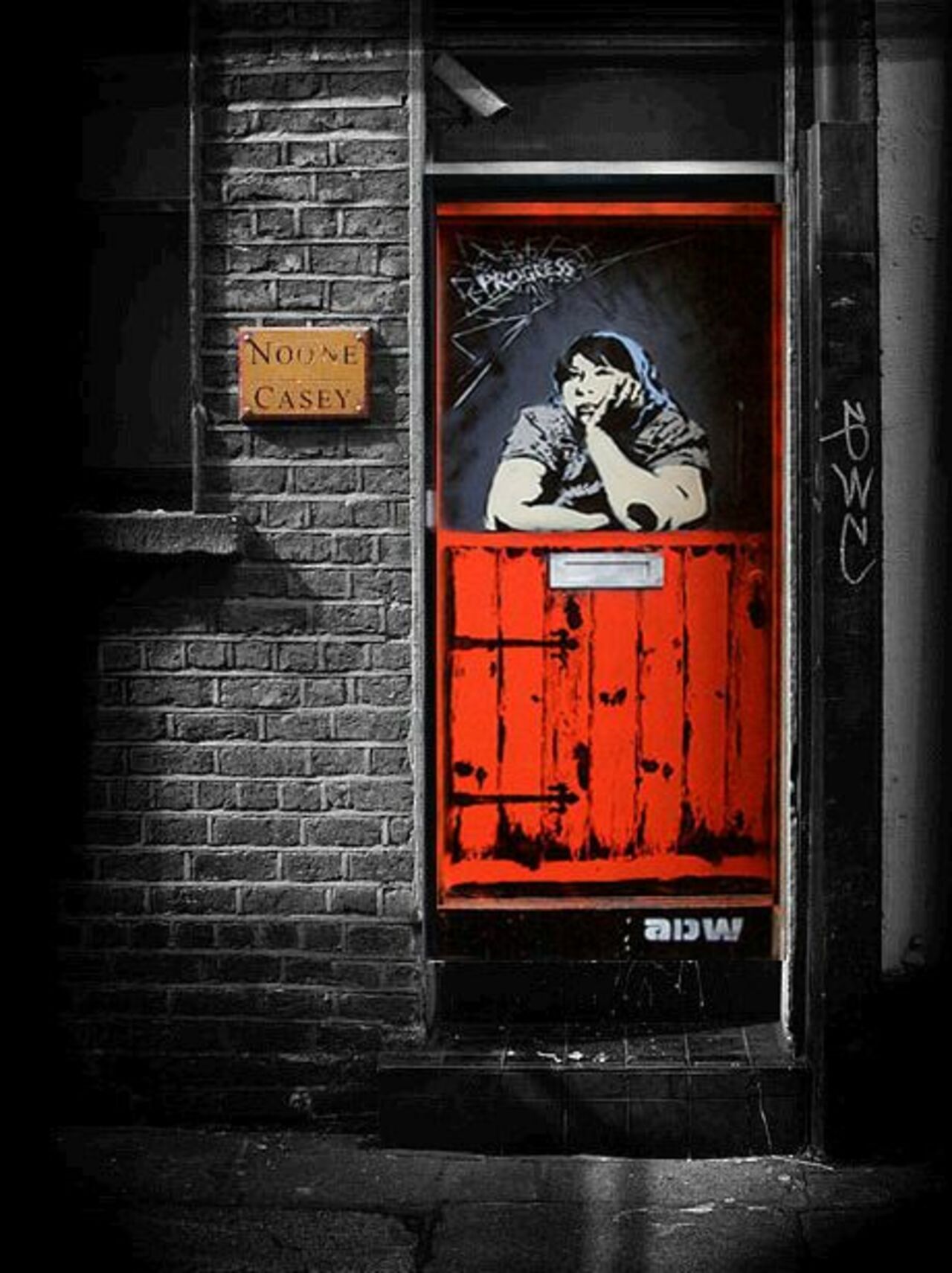 Backdoor Gems     •     #streetart #graffiti #art  . : https://t.co/27n2RVigoh