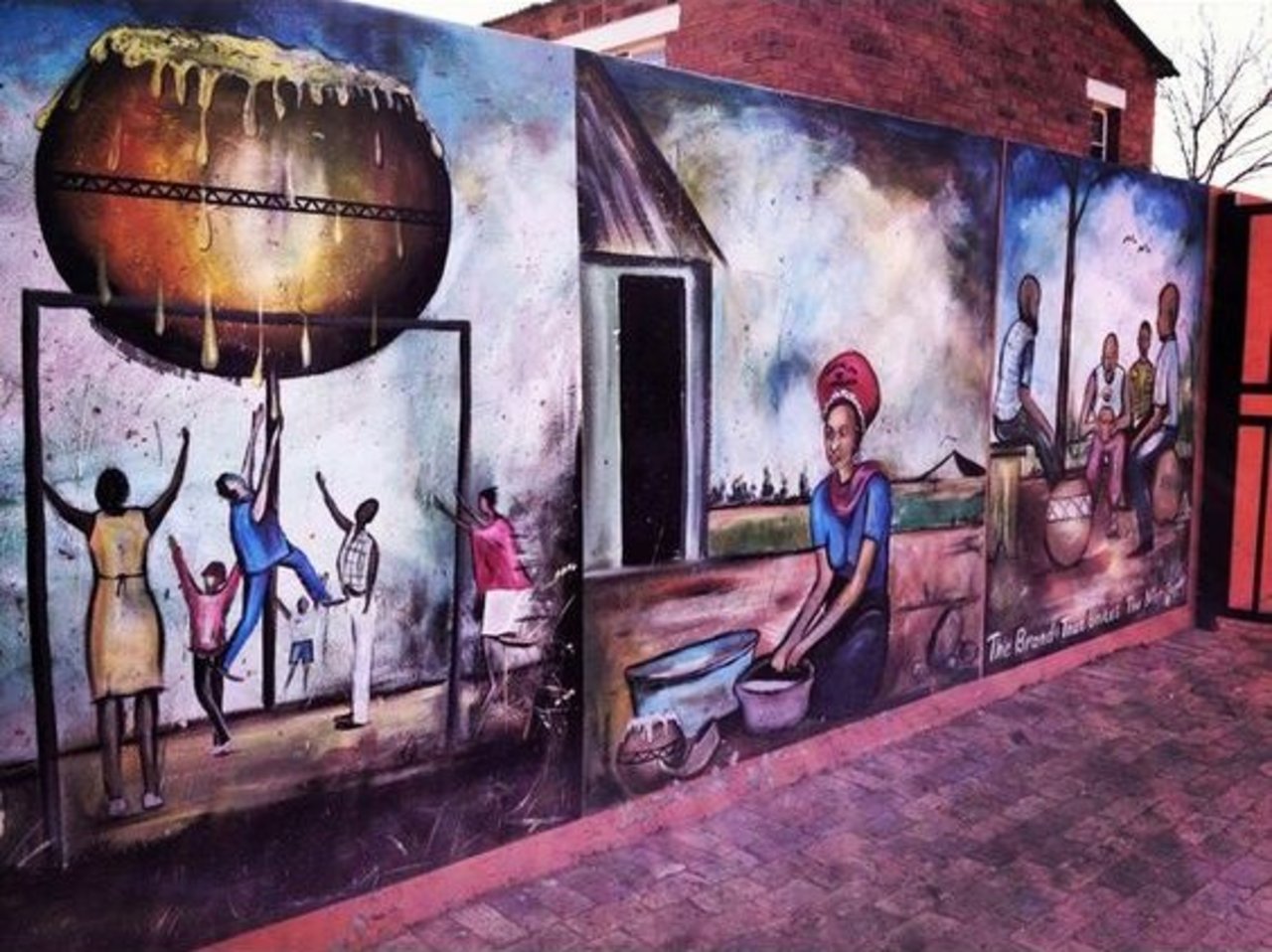 Living Streets     •     #streetart #graffiti #SouthAfrica #art  . : https://t.co/4y4Ea5YPro