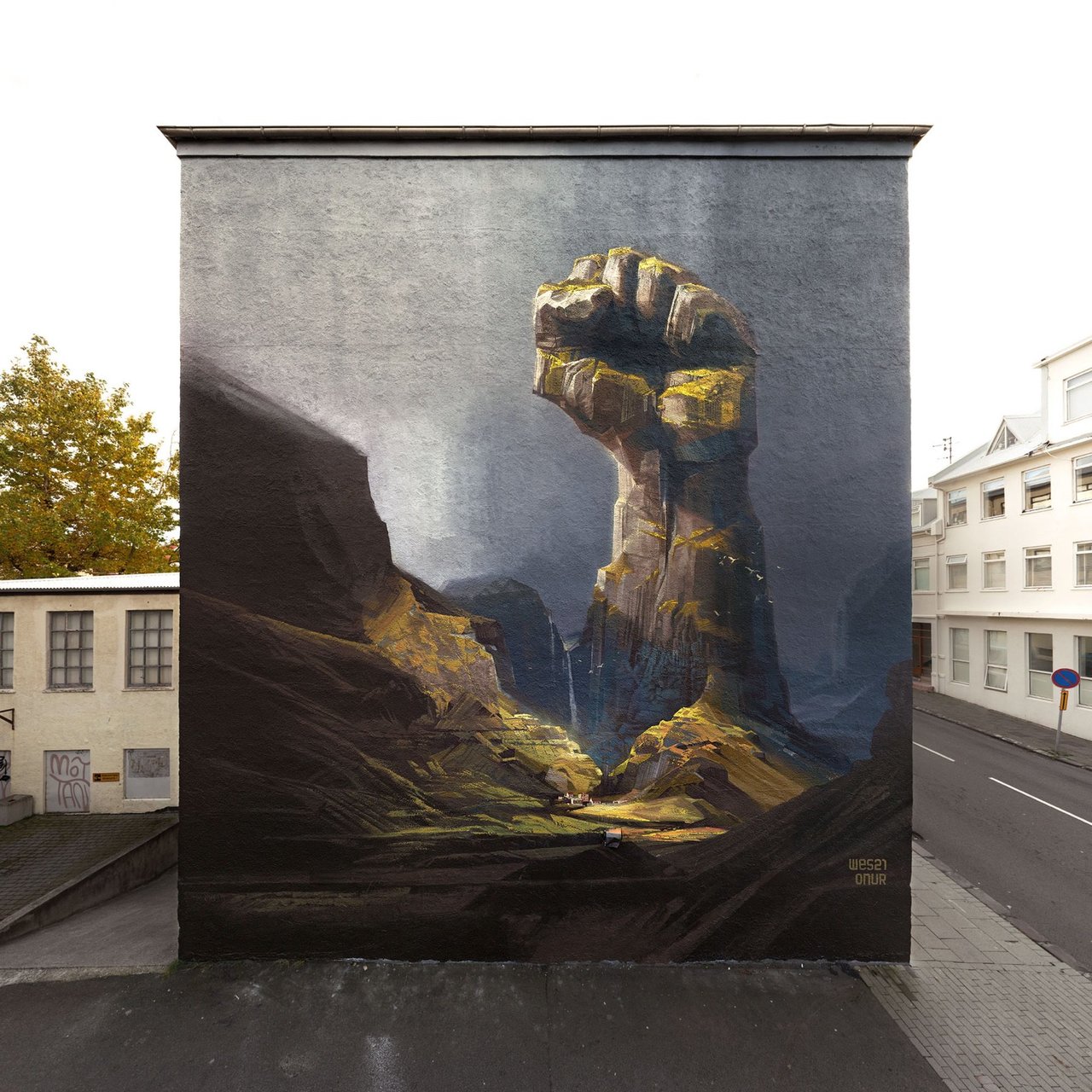 Wall Poetry ’16: “Heavy Stones Fear No Weather” by Onur & Wes21 in Reykjavik #streetart https://streetartnews.net/2016/10/wall-poetry-16-heavy-stones-fear-no-weather-by-onur-wes21-in-reykjavik.html https://t.co/lhZYjZS2He