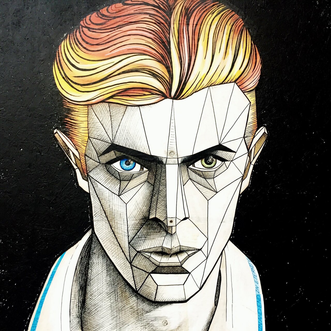 Loving this mural of David Bowie in Birmingham. #DavidBowie #bowie #streetart https://t.co/gGvN6CilcJ