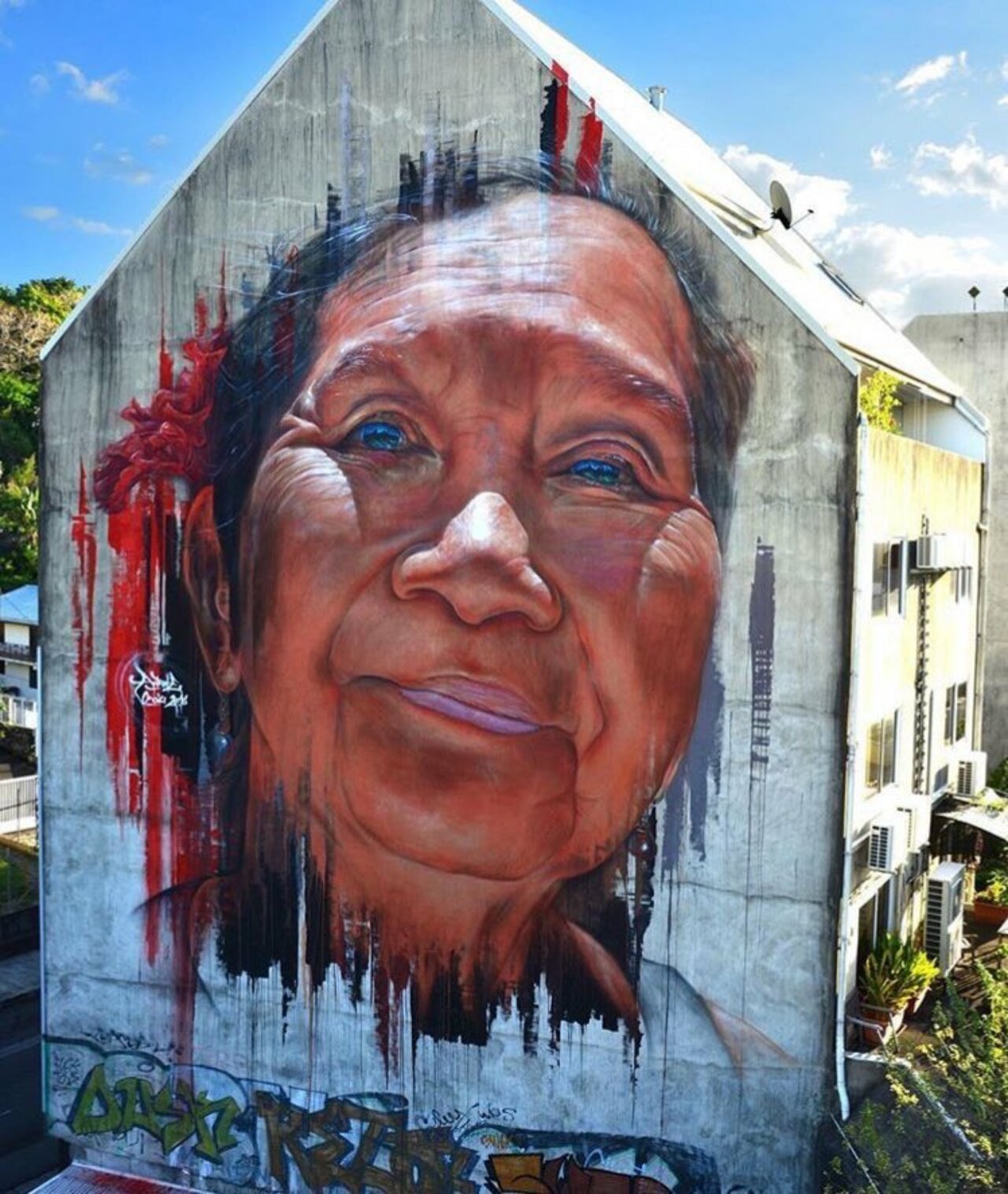 #mural by Adnate #Tahiti #art #graffiti #streetart https://t.co/RvS0p130Z0