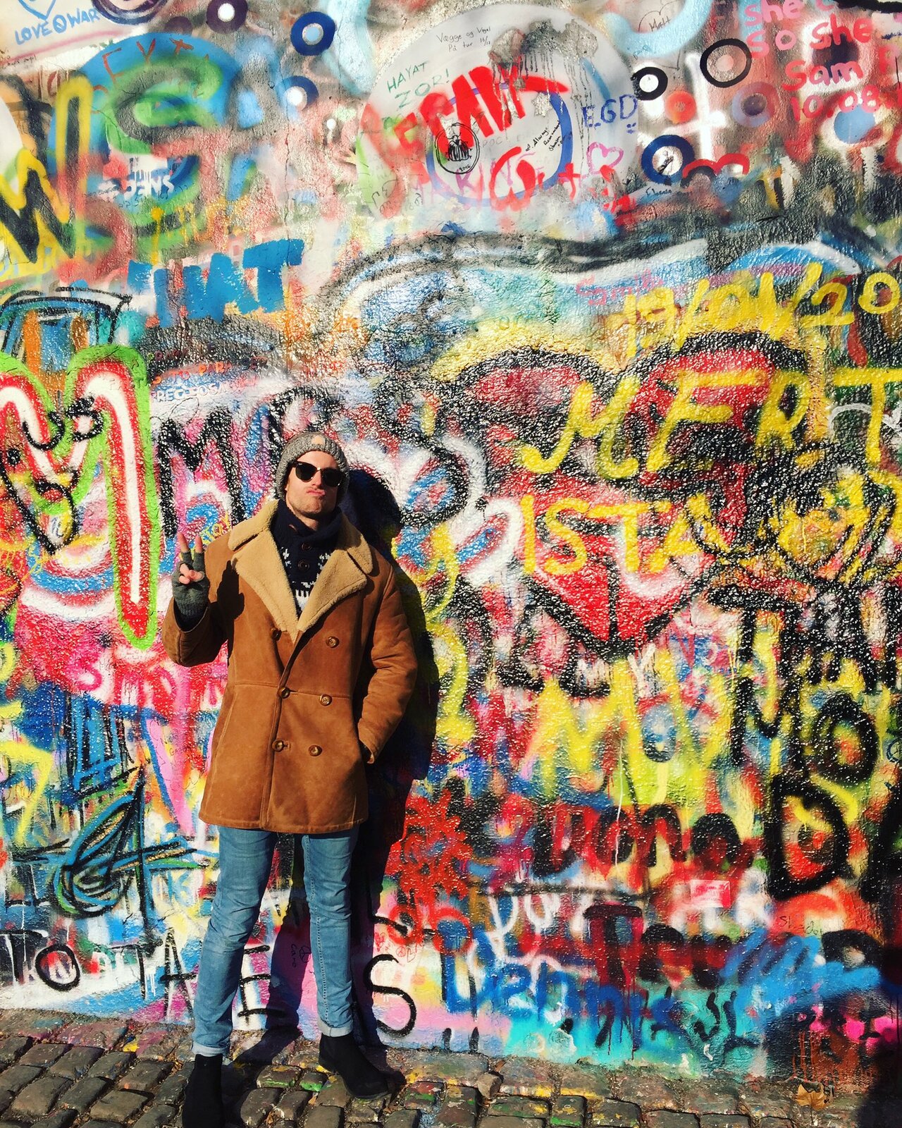 Some stunning #graffiti #art - The #JohnLennon wall! https://t.co/dXzxd2Ji12