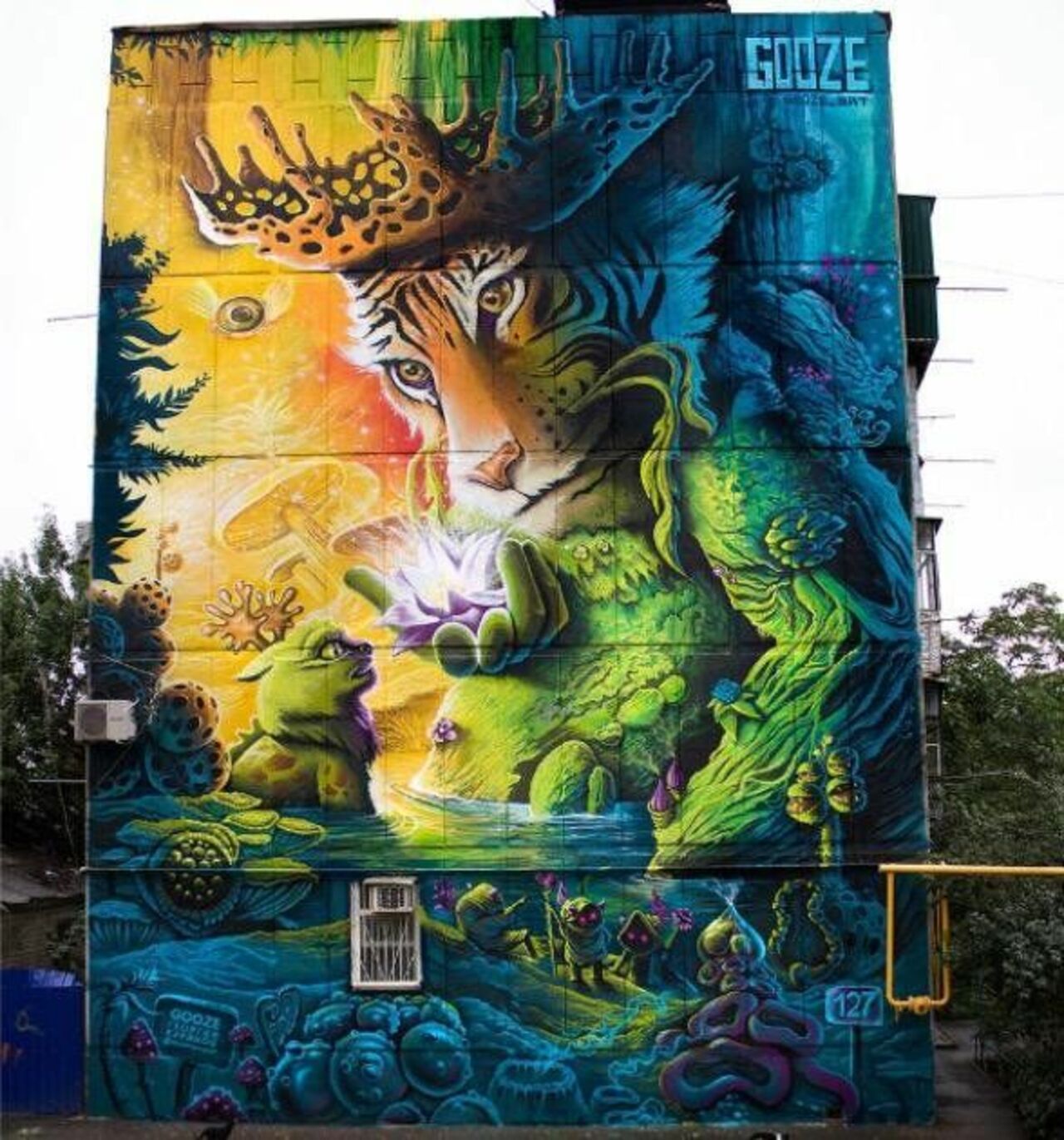 Street Art by Gooze in Krasnodar Russia #streetart #mural #graffiti #art https://t.co/dwFK0y04bo