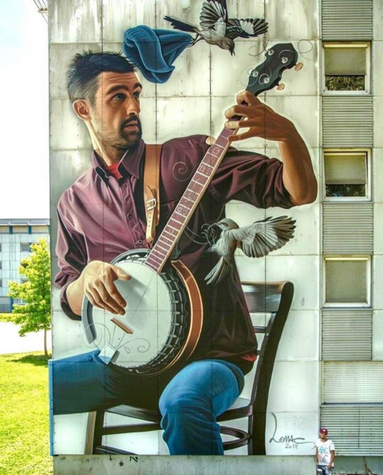 #mural by Lonac found #Grenoble #France #streetart #art #graffiti https://t.co/YVGlNfotzW
