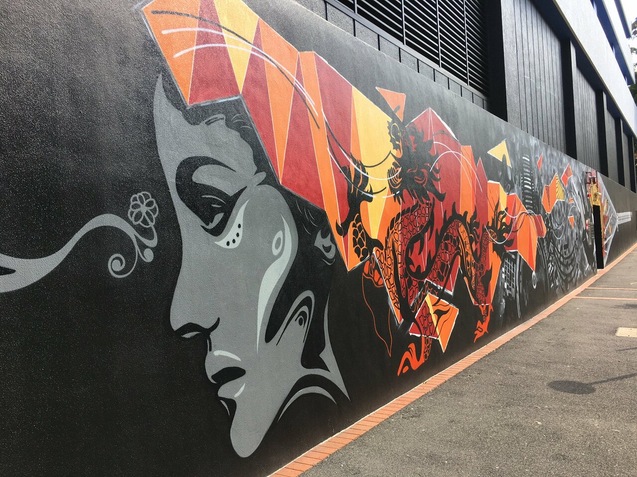 Huge wall of street art in Brisbane #streetart #street #art #graffiti #dragon #fire https://t.co/vZtqKnUdSa