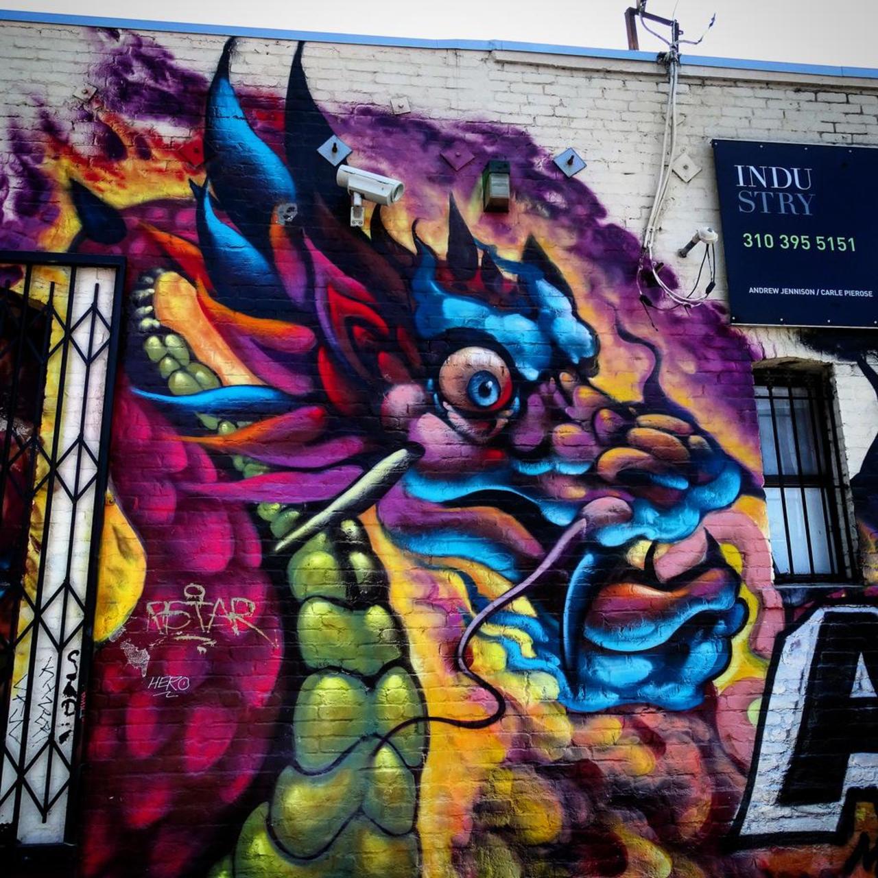 Random dragon#art #streetart #mural #losangeles #artsdistrict #california #monster #serpent #colorful #graffiti https://t.co/wCUOa9KBDz