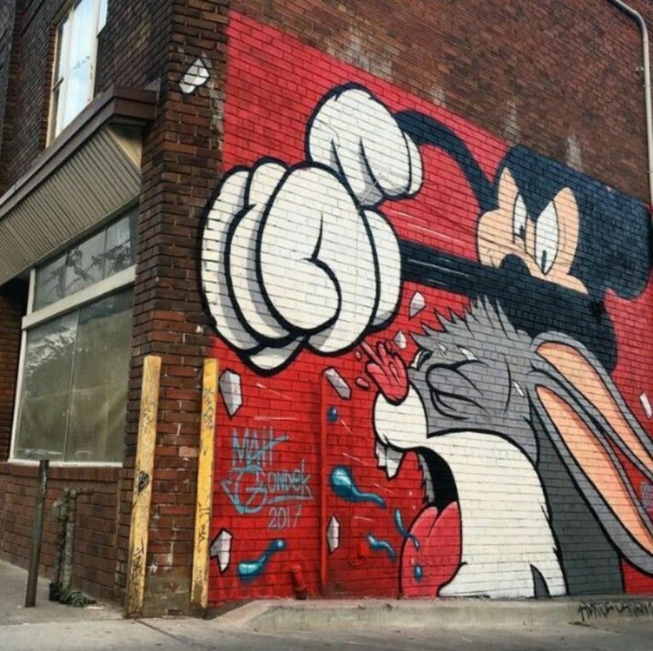 Street Art by Matt Gondek#streetart #mural #graffiti #art https://t.co/cG2VbgT5QO