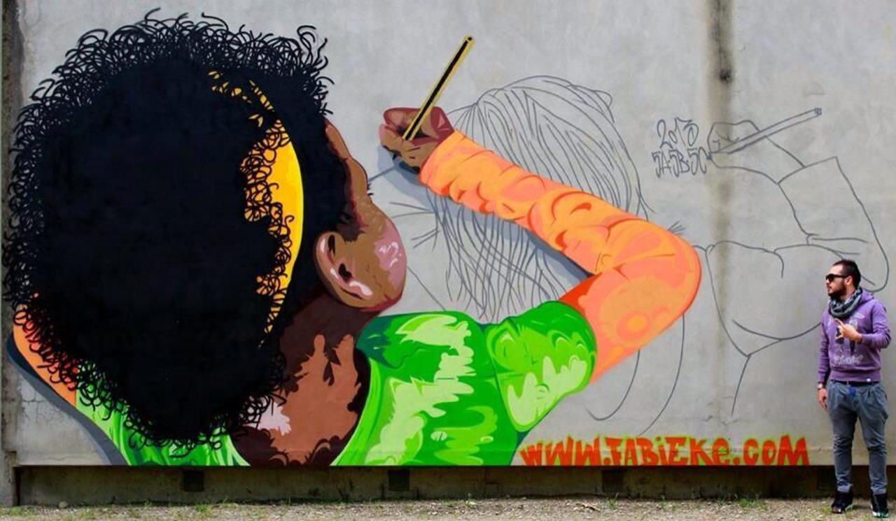 Artist 'Fabieke' Street Art wall in Italy for Child Education #streetart #art #wallmural #graffiti #design http://t.co/JVuOmAfrYt