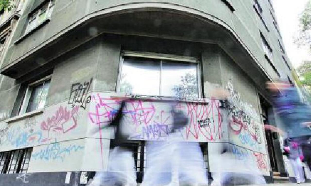 #Chile cracks down on graffiti artists http://pangea.today/1kBurEq #art #StreetArt #graffiti http://t.co/TZxsxbwLWc