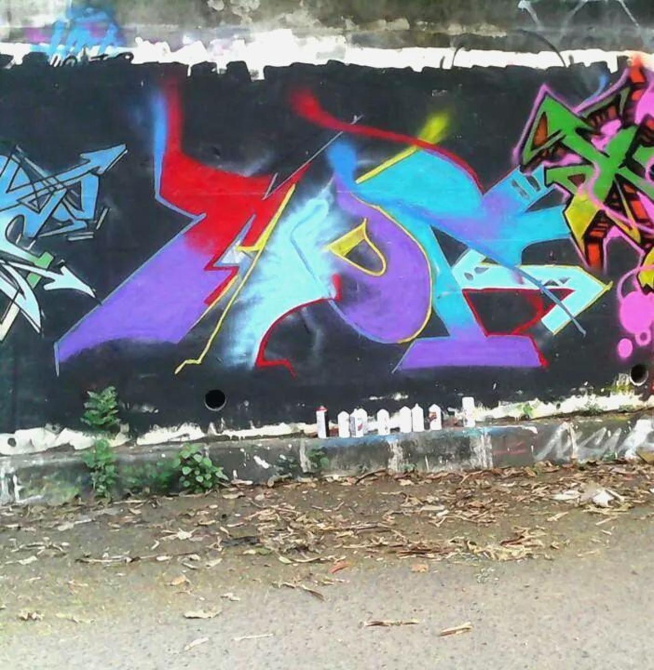 MURV JKS (@bagasFwicaksono) TMB Attack 2014 #Graffiti #Art #Streetart #MURV #JKS http://t.co/Bi3tHvtsJH