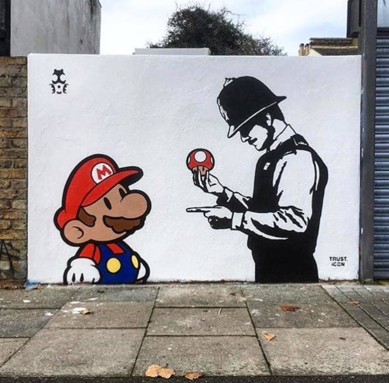 Piece by @trust_icon (supported by @Ldncallingblog) in #Penge, #London! -- #globalstreetart #streetart #art #graffiti https://t.co/EoVzvnzkMs