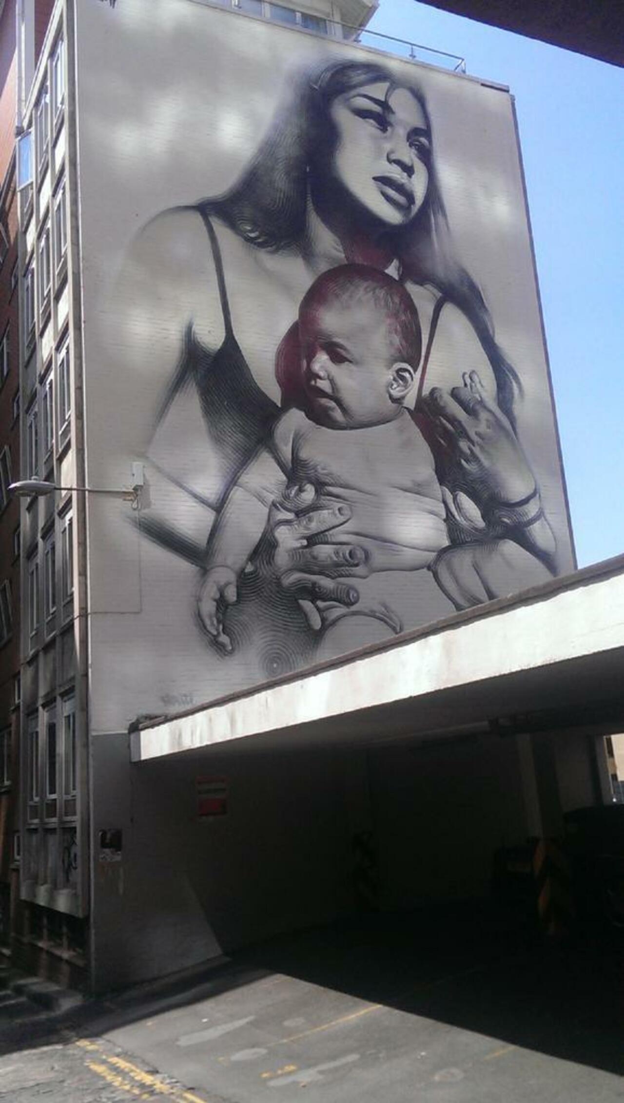 #streeart #urbanart #bristol #art #graffiti #graffitiart #elmac http://t.co/47pHqLQ7QG