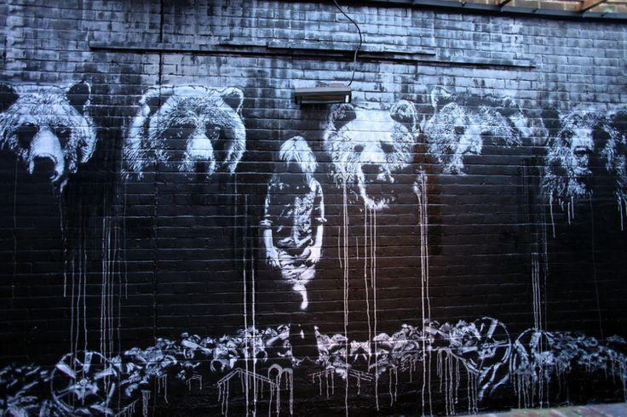 “@patrickrobert75: “@StreetArtBuzz: Pipsqueak was here - https://twib.in/l/og97aAdXLXz #art #urbanart #graffiti http://t.co/S3DigClhXU”