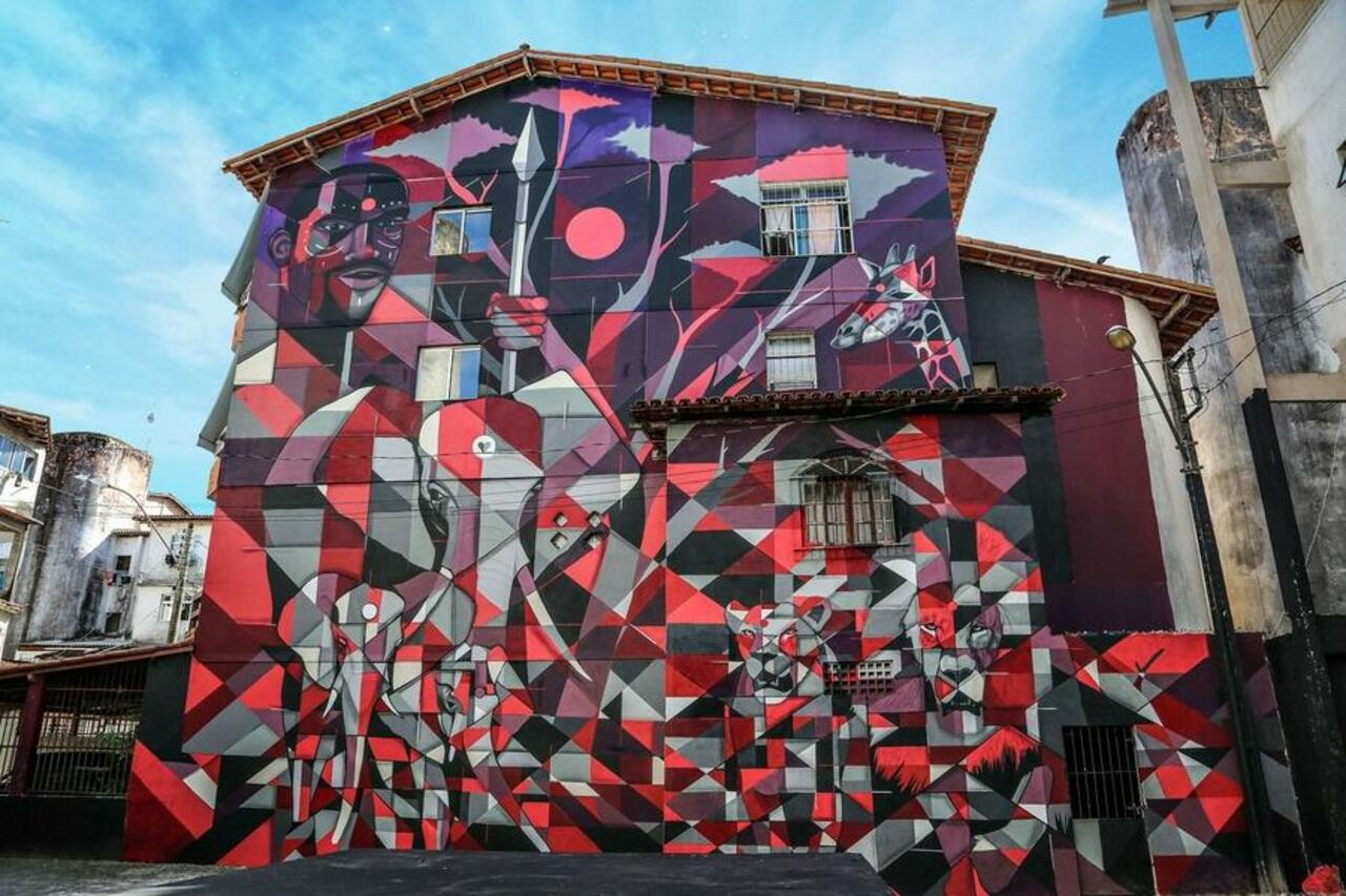 animistic artwork fused with abstract design from @ficoreofficial in Brazil. 

#streetart #art #urbanart #graffiti http://t.co/Ba2NuFh02W