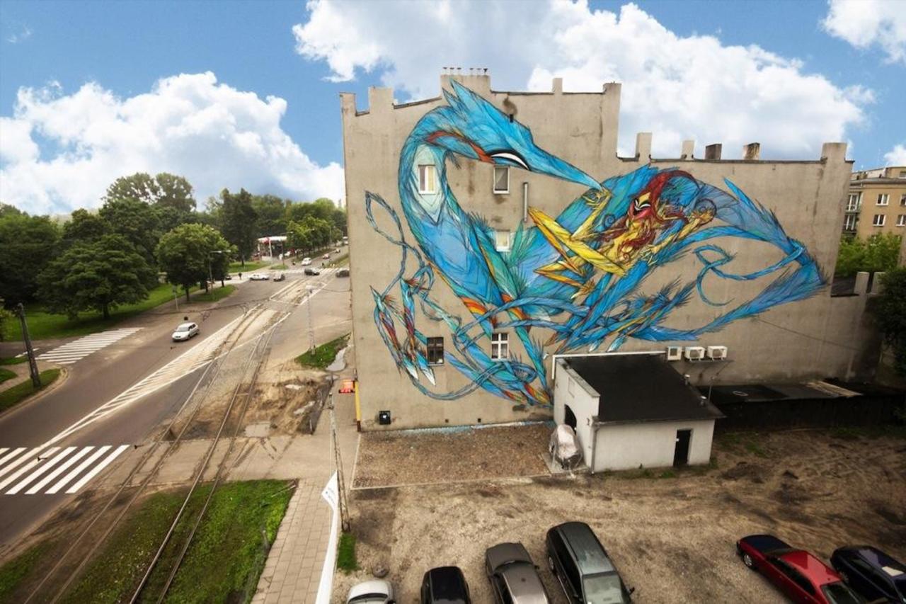 SHIDA on Urban Forms Gallery in Lodz, Poland

#streetart #urbanart #art #graffiti #mural http://t.co/XGiQZzGtsS