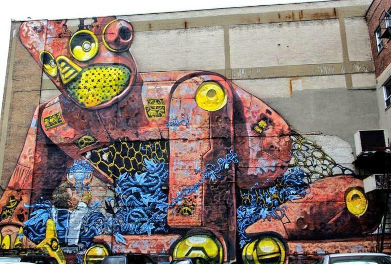 Robot or Bender? :) 
"@Pitchuskita: Pixel Pancho in Montreal
#streetart #art #urbanart #graffiti http://t.co/AF8DWIznBS"