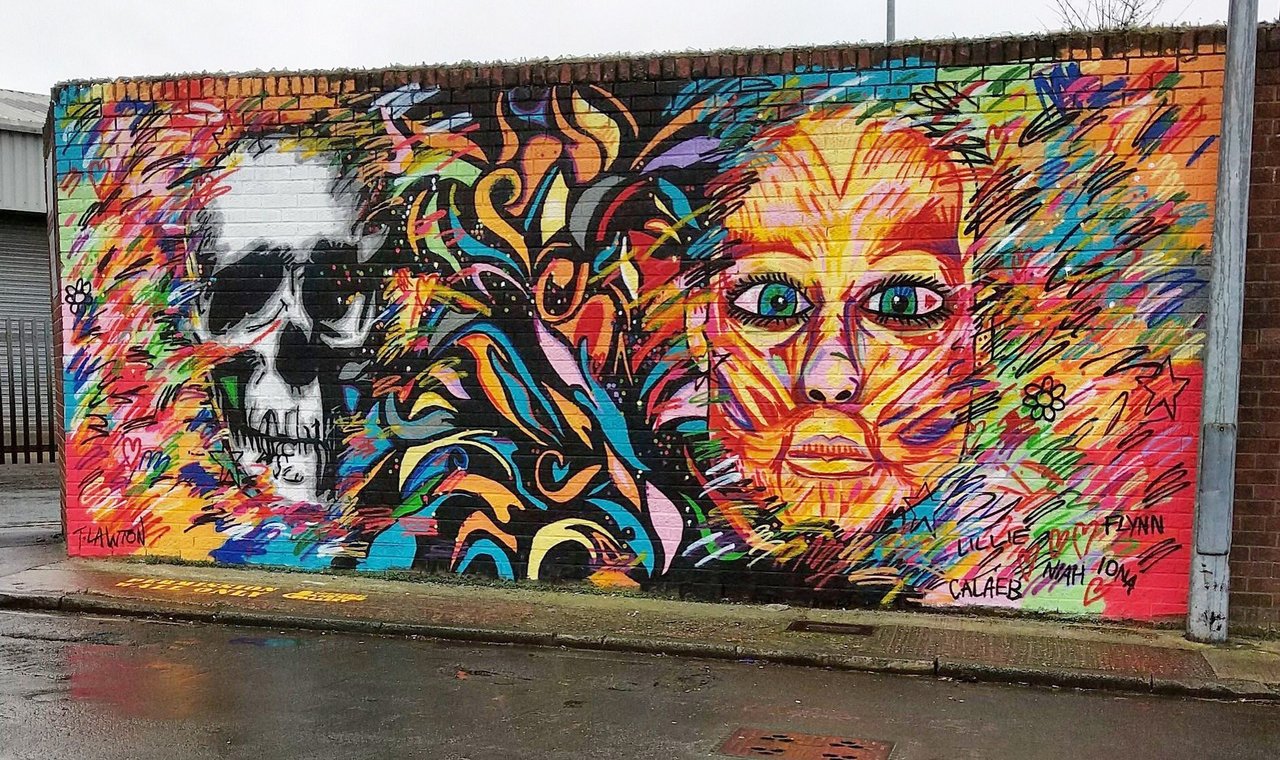 Phenomenal piece by Tim Lawton on one of our quarterly permission only walls on Toogood Street (near Whalebone).  #hull #streetart #graffiti https://t.co/B8HNwkhkNh