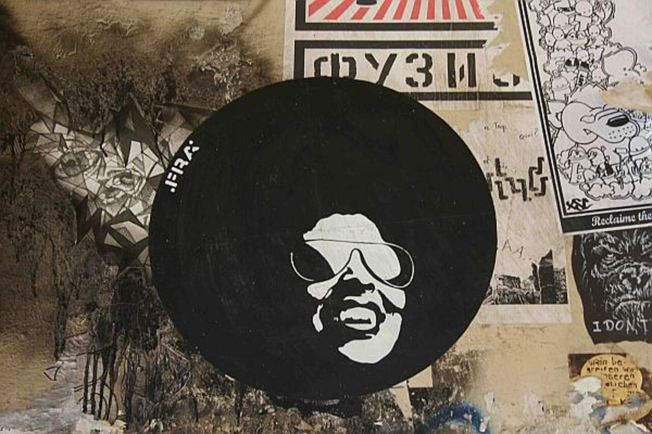 “@5putnik1: "I hear Funk is my neighbour so I paid her a visit!" • #streetart #graffiti #art #funky #dope . : http://t.co/mjh8Odj4SA”