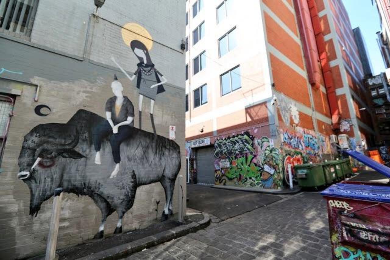 "@Pitchuskita: Twoone & GhostPatrol & Max Berry 
Melbourne, Australia

#streetart #art #graffiti http://t.co/ODt1554end"