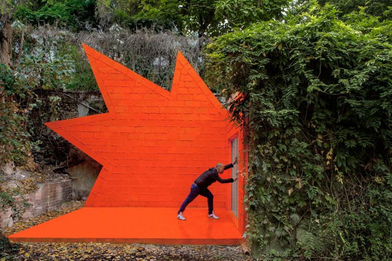 Installation by DidierFaustino, VillaBloc in Meudon #Paris http://curbed.com/archives/2014/10/23/didier-faustino-paris-andre-bloc-villa.php #art #artist #design #architecture http://t.co/iklkKLKIxZ