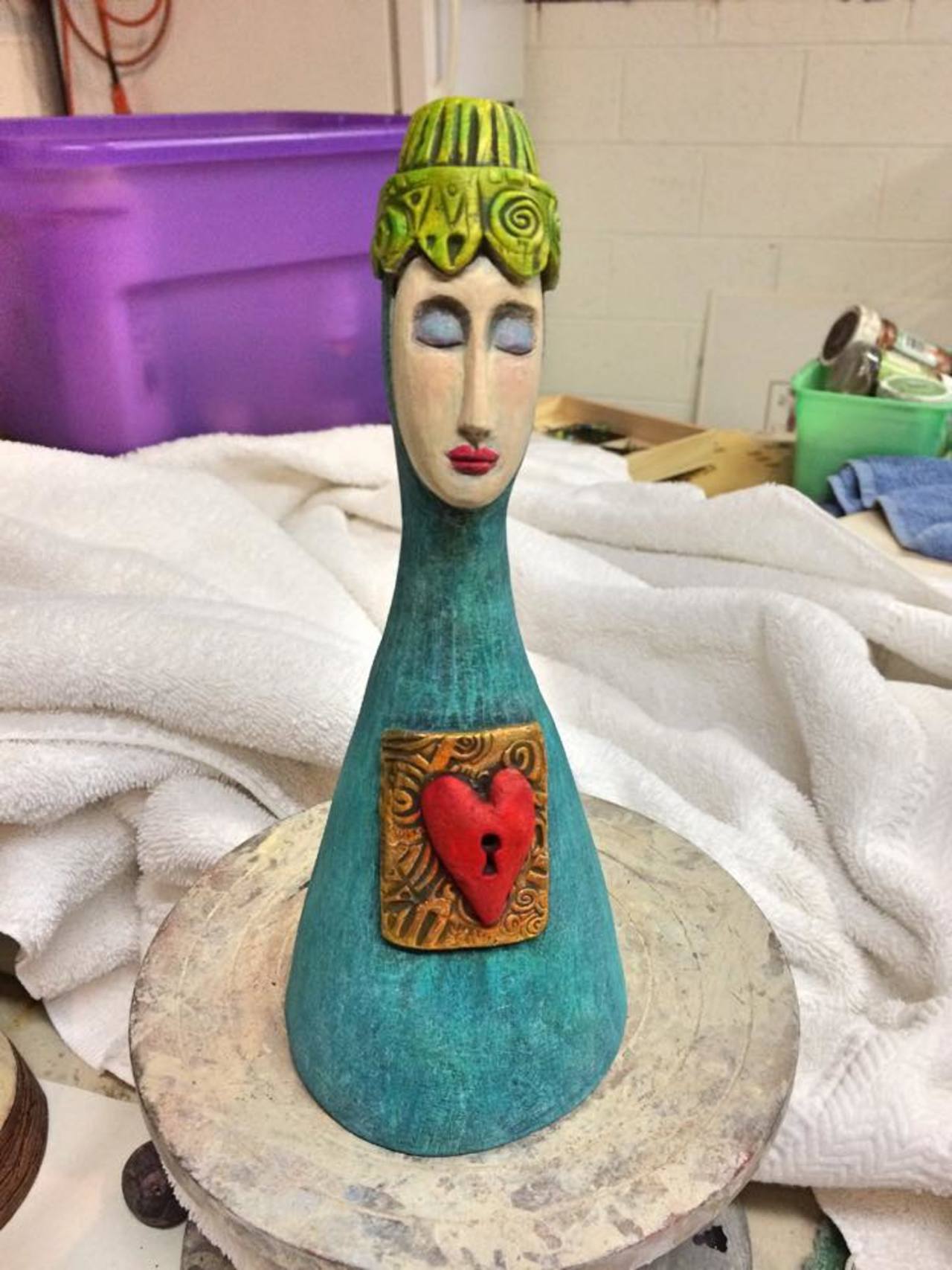 New series of ceramic bells #create #art #Iloveclay http://t.co/M7Kwk5rMZ7