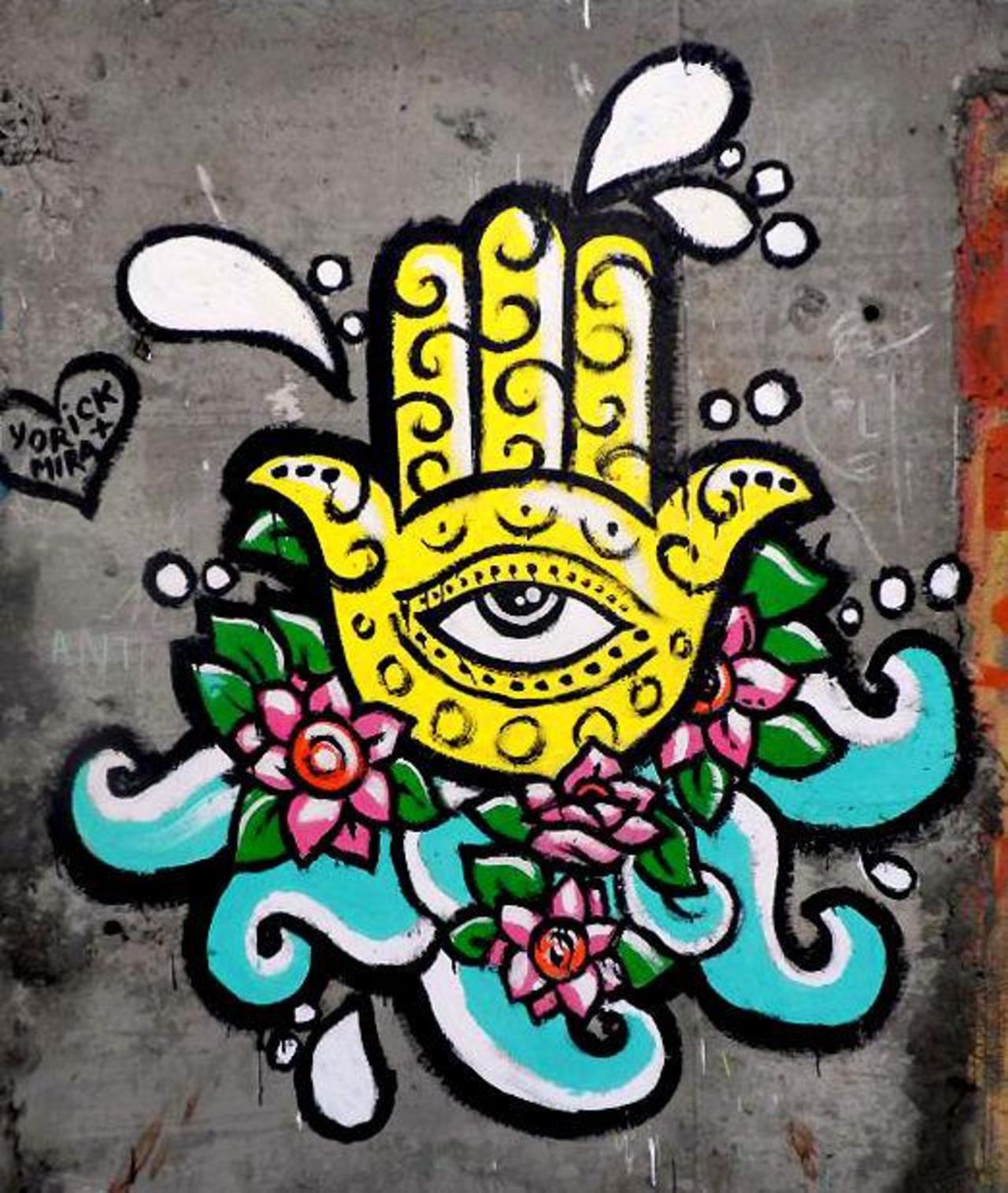 Colourful Beliefs  • #streetart #india #graffiti #art #funky #dope . : http://t.co/tMDDftO3Ld