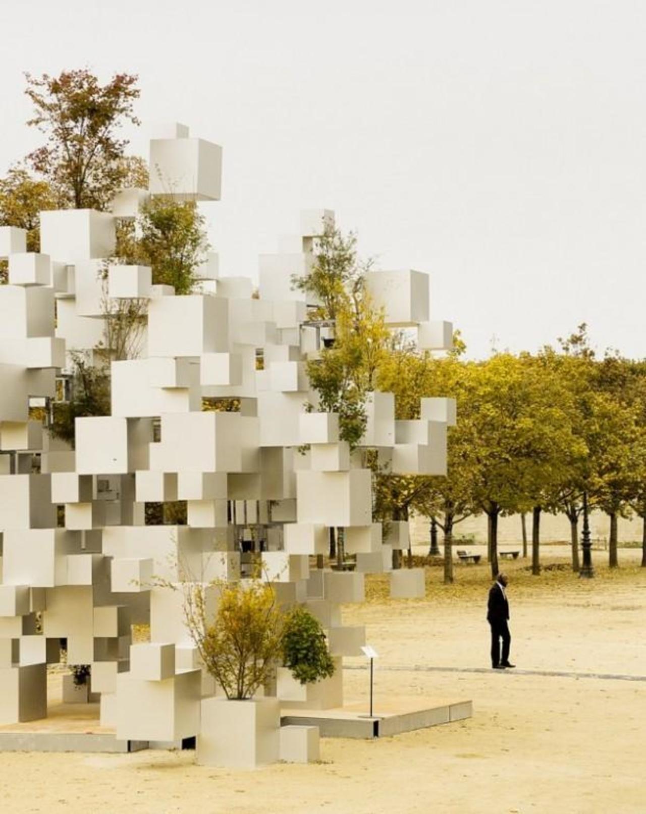 Amazing Installation in Paris for FIAC #art #photo #design http://t.co/WmGtZZTUQO